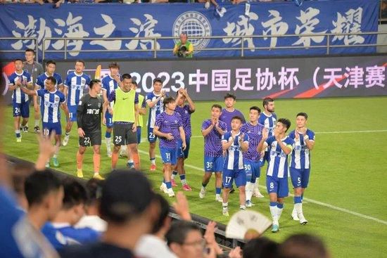 孙燕姿为了回馈歌迷 第八届北京国际电影节闭幕式图文直播 2018-04-22 北京国际电影节创办