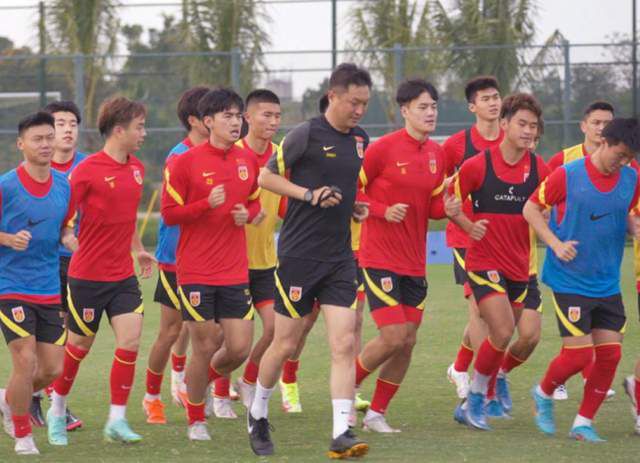 卡蕾·库科、吉姆·帕森斯、约翰尼·盖尔克奇、西蒙·赫尔伯格、等主创纷纷出席。