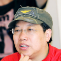 根据目前备案公布的梗概，故事将延续第一部的世界观，聚焦孙阳和金晨饰演的欧阳和晴朗恋爱百日后的生活展开，为救被骗百万的女孩小彩，这对陷入感情矛盾的情侣决定冰释前嫌，共同为小彩讨回公道。