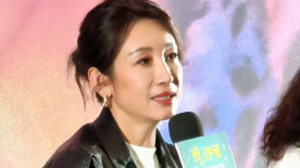 尼古拉斯·凯奇从柔情到铁血 飙车把妹无所不能 2011-03-18 尼古拉斯·凯奇从柔情到铁血，在银幕上给我们树立各种让我们难以忘怀的形象，从小角色到奥斯卡影帝，电影《变脸》让我们看到了凯奇哥独当两角的惊人演技，那么他的新片《狂暴飞车3D》会给观众带来什么不一样的刺 尼古拉斯·霍尔特新片曝片场照 复古风凸显气质 2016-05-12 尼古拉斯·霍尔特主演新作《麦田里的反叛者》再曝纽约极清片场照。